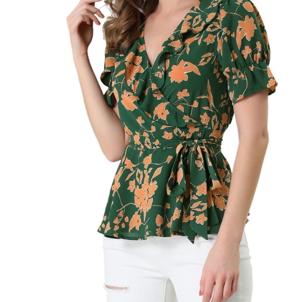 Floral Ruffle Sleeves V NeckTie Waist
Wrap Peplum Blouse NWT S/M